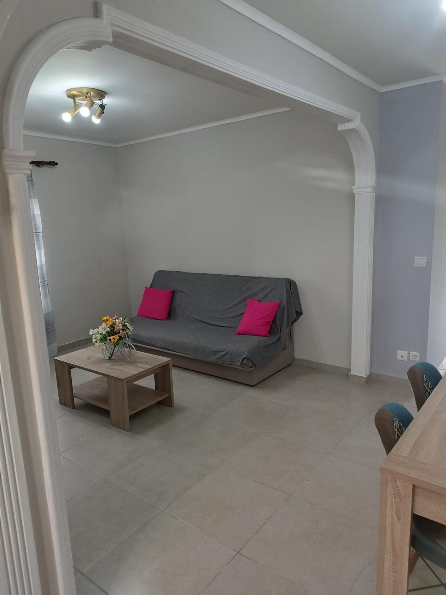 Apartmán Spiros Full House In Marathias Exteriér fotografie